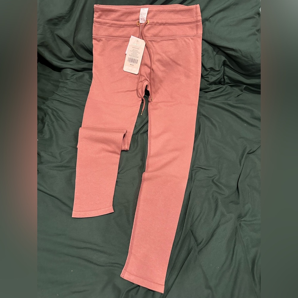 Fabletics ADA Seamless Legging